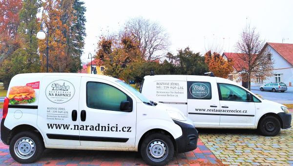 naše rozvozové vozy