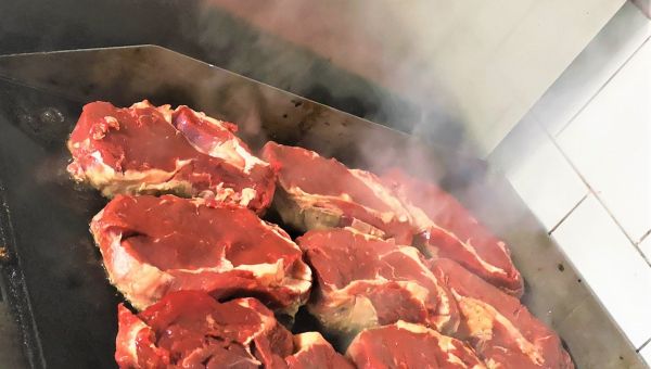 Steaková nálož pro "pánskou jízdu".